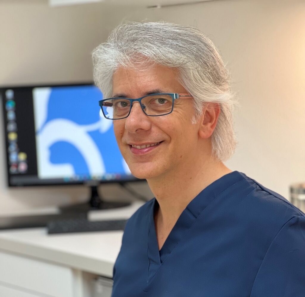Dr. Antonio Trichini è specialista in Otorinolaringoiatria e chirurgia laser